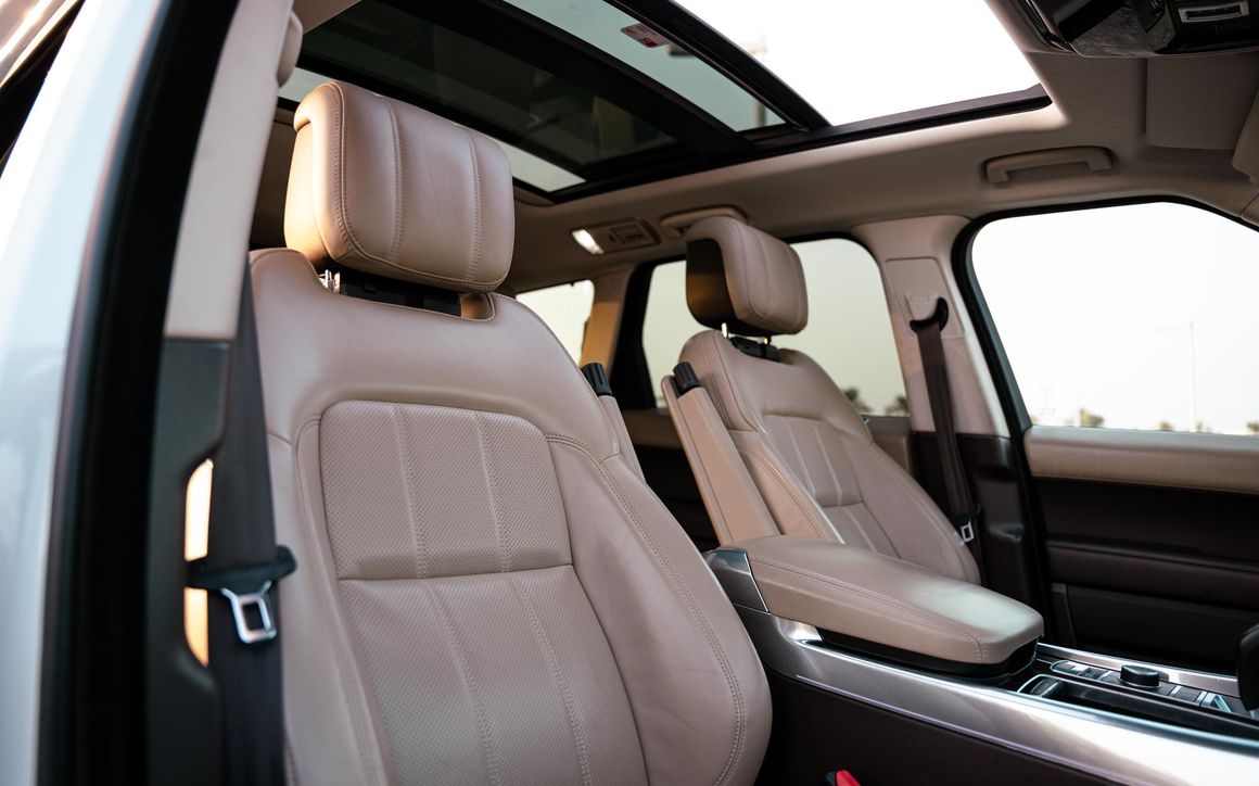 RANGE ROVER SPORT - image 9