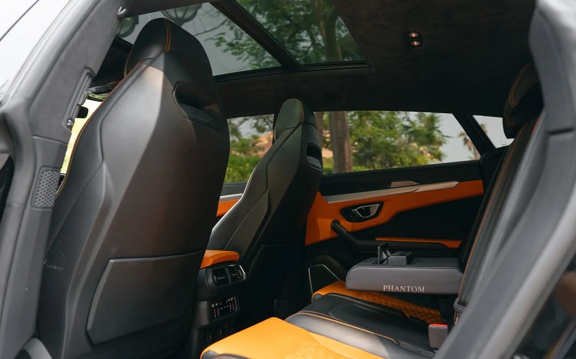 LAMBORGHINI URUS - image 13