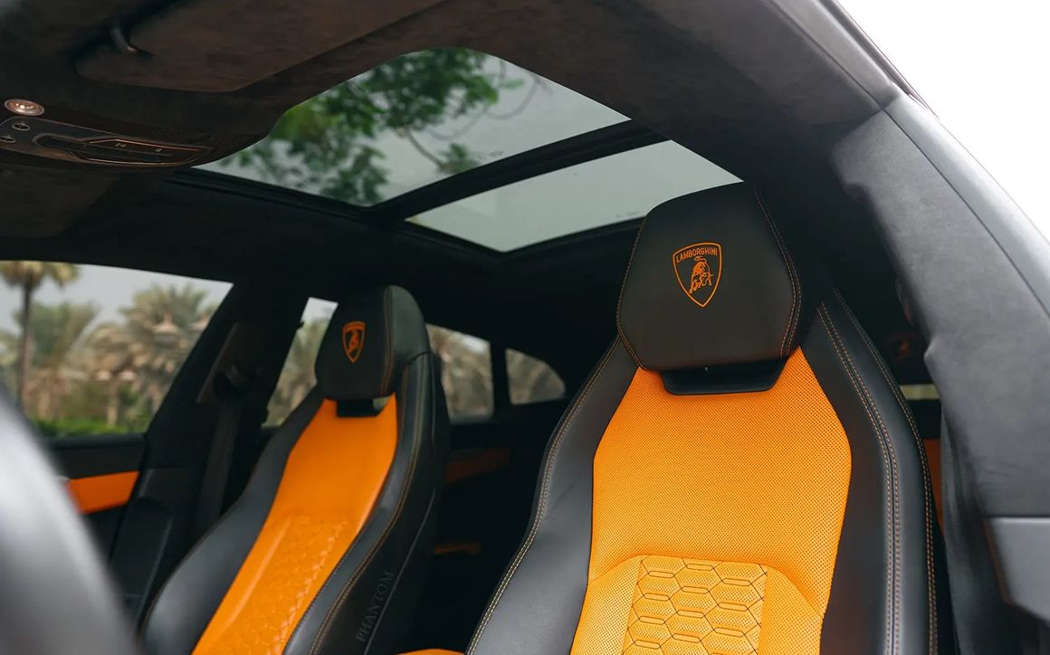 LAMBORGHINI URUS - image 12