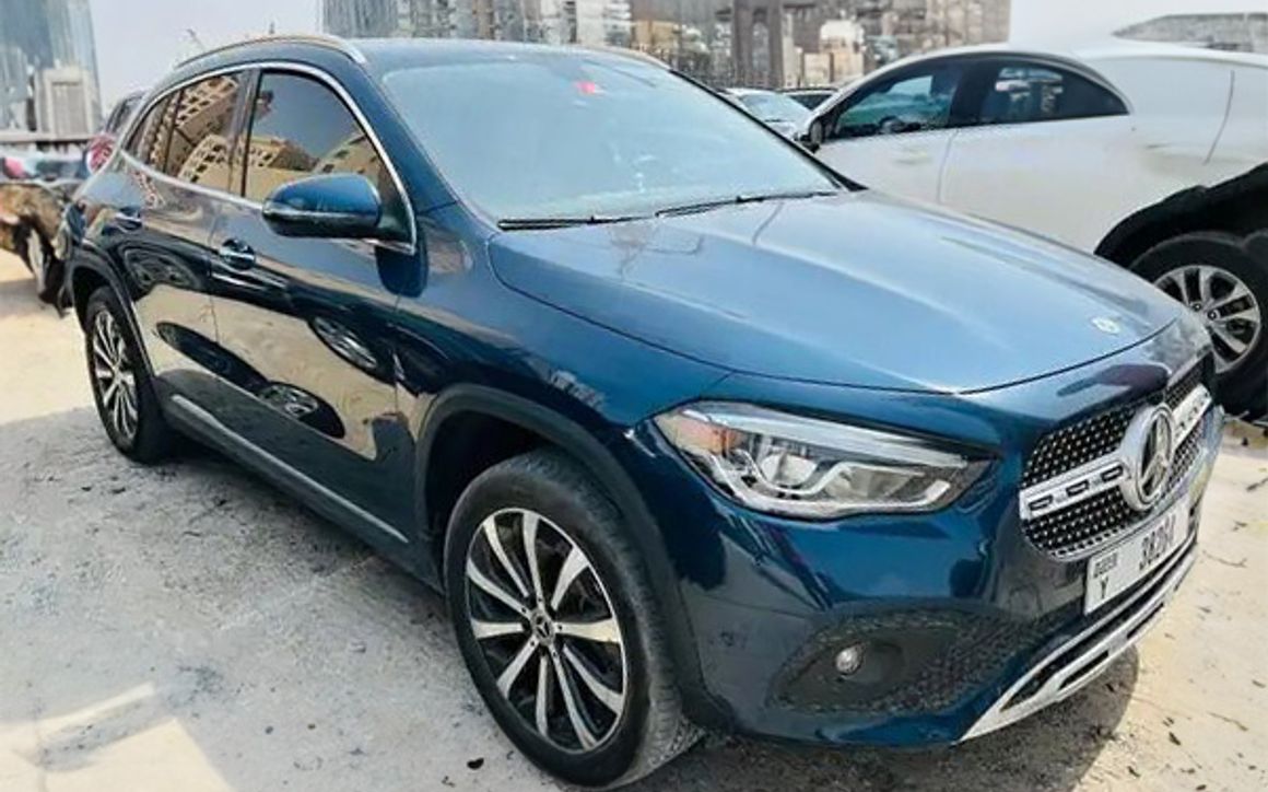 Mercedes GLA 250 - image 1