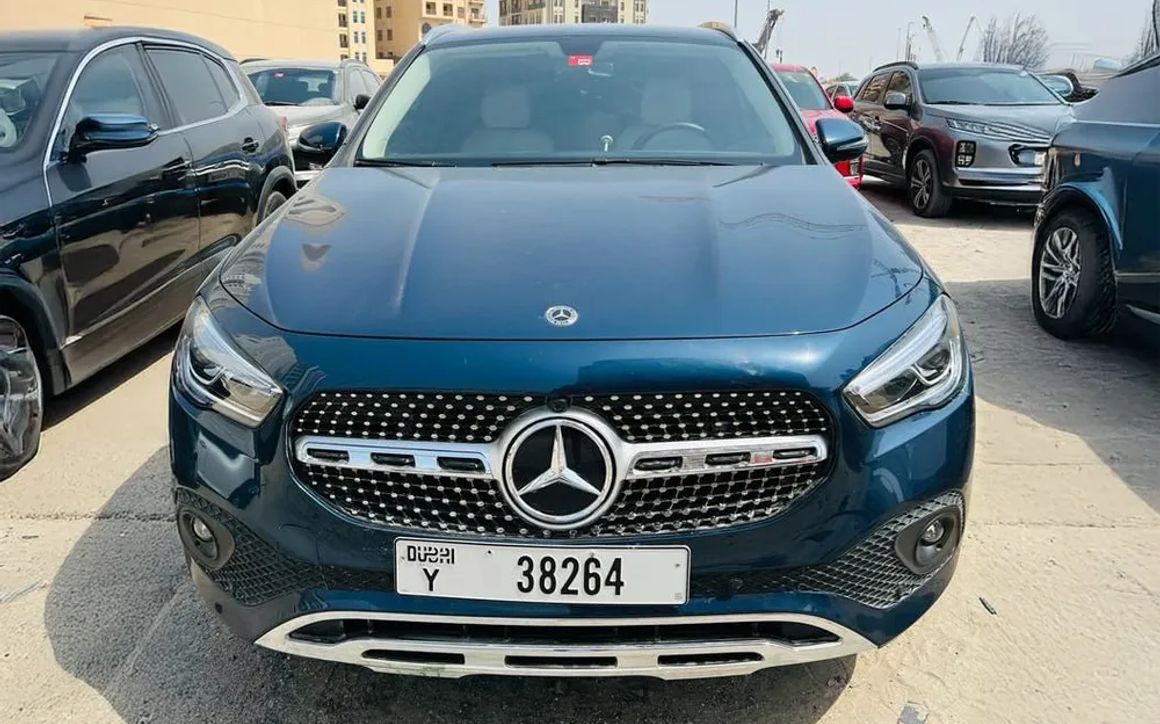 Mercedes GLA 250 - image 2