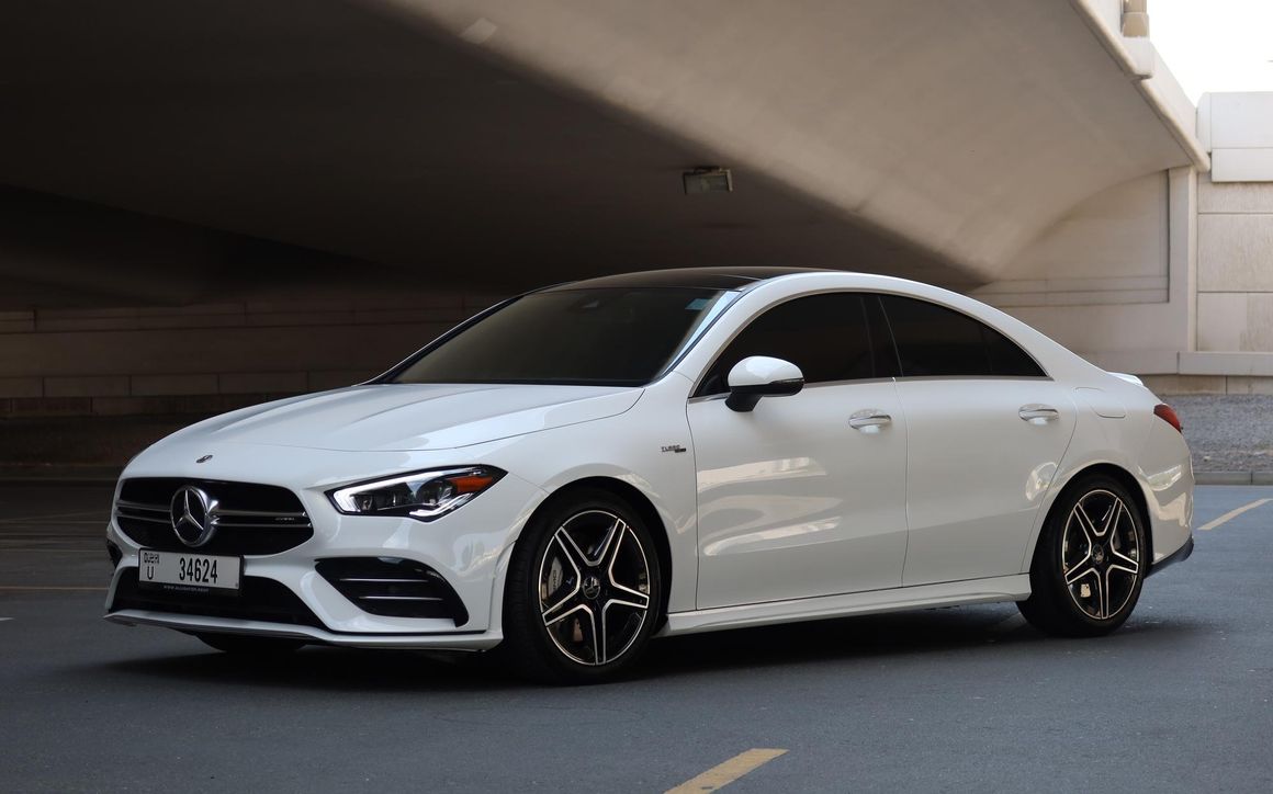 Mercedes-Benz CLA 35 AMG - image 1