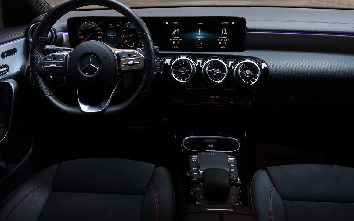 Mercedes-Benz CLA 35 AMG - image 12