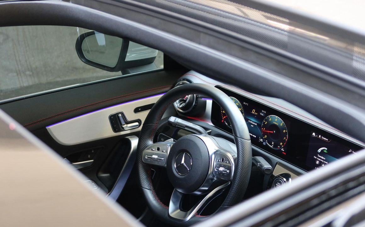 Mercedes-Benz CLA 35 AMG - image 10