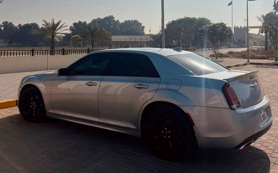 Chrysler C 300 S - image 5