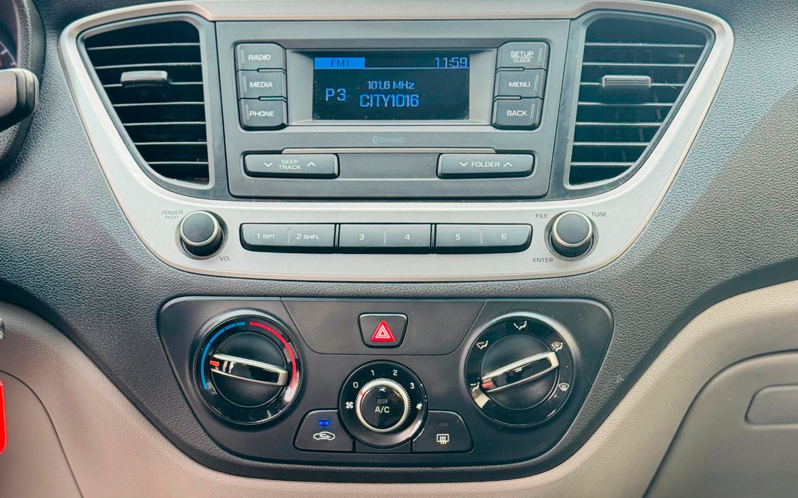 HYUNDAI ACCENT - image 14