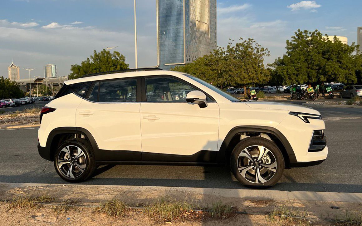 JAC S4 - image 5