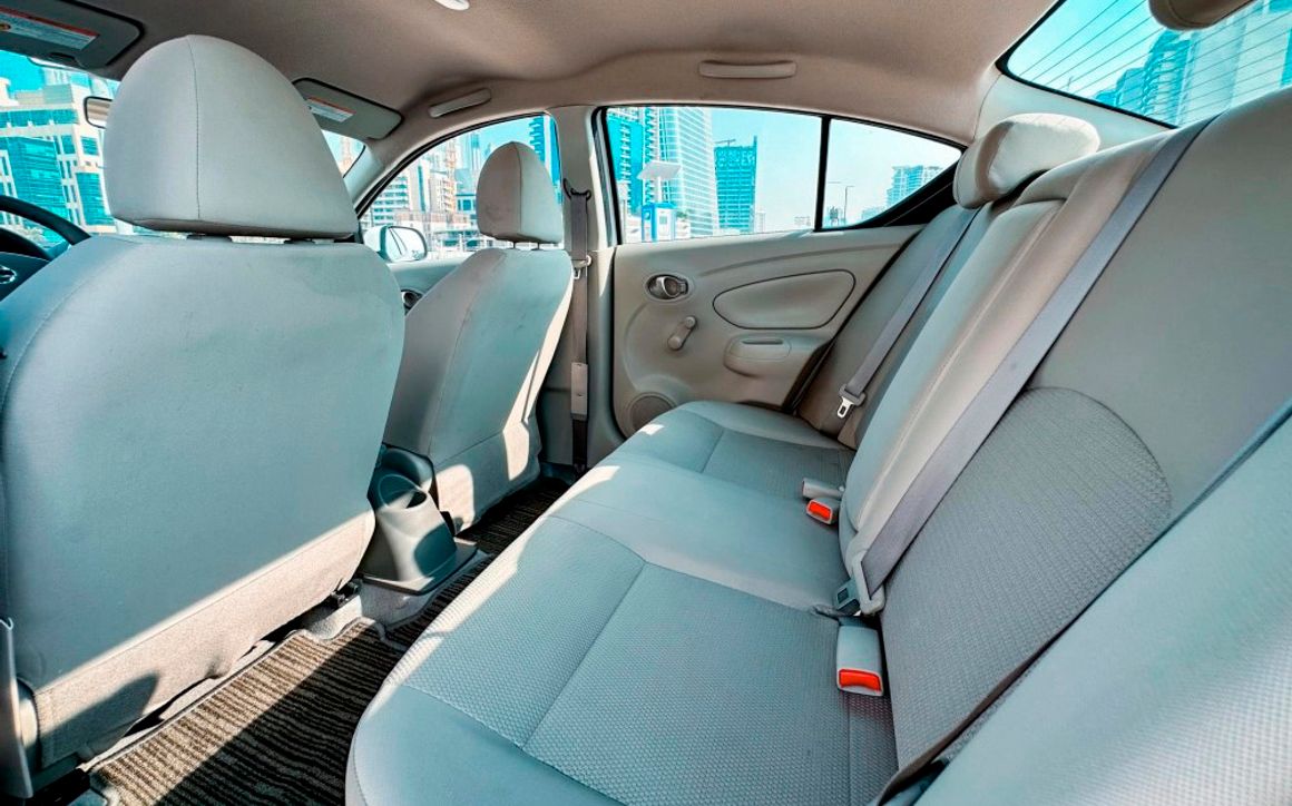 NISSAN SUNNY - image 4