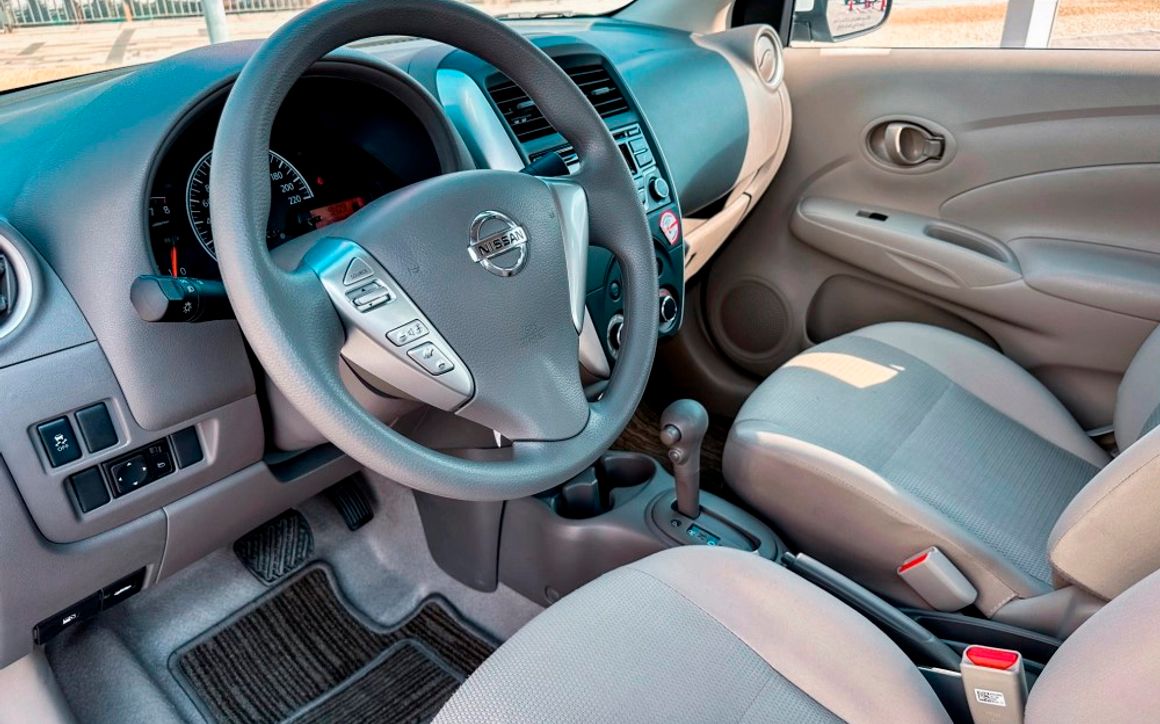 NISSAN SUNNY - image 3
