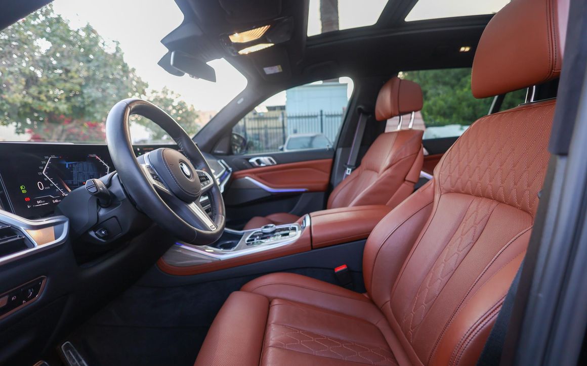 BMW X7 Black - image 16