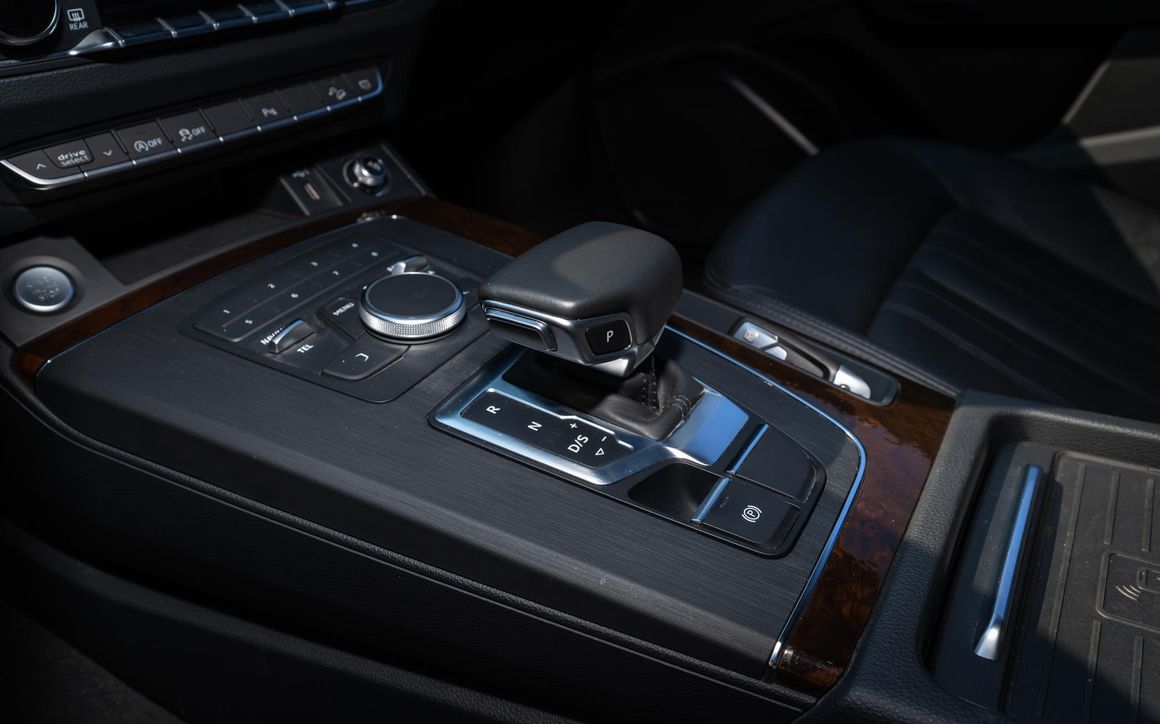 AUDI Q5 - image 22