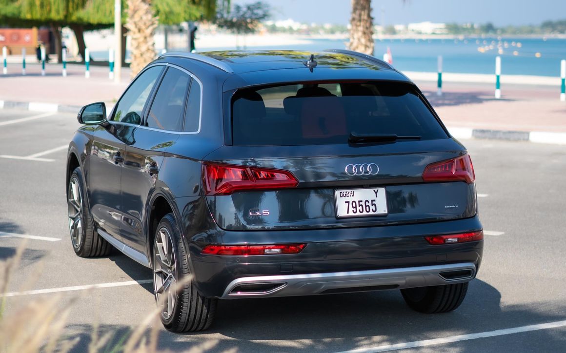 AUDI Q5 - image 12