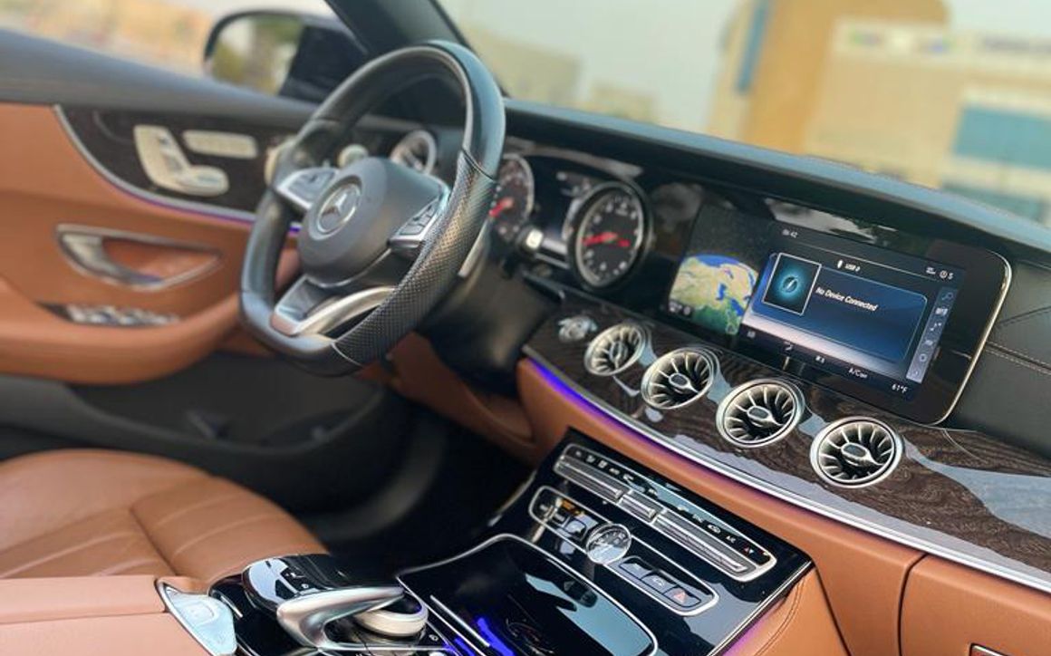 MERCEDES E400 - image 11