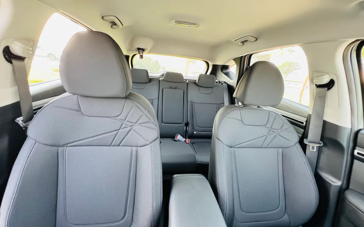 HYUNDAI TUCSON - image 12