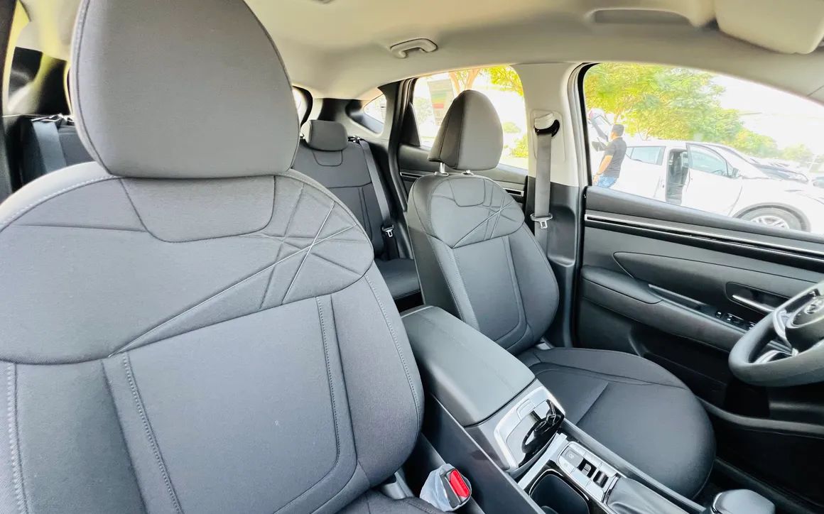 HYUNDAI TUCSON - image 11
