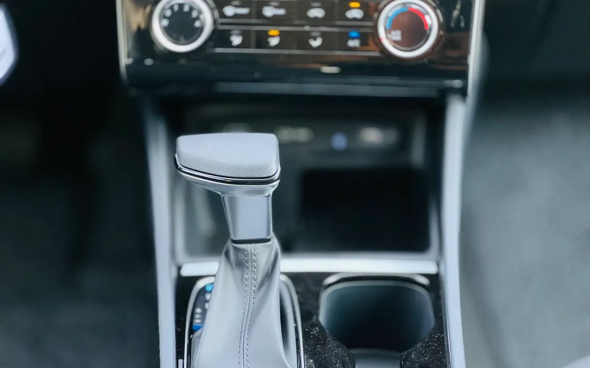 HYUNDAI TUCSON - image 10