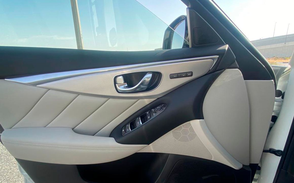 Infiniti Q50 - image 5