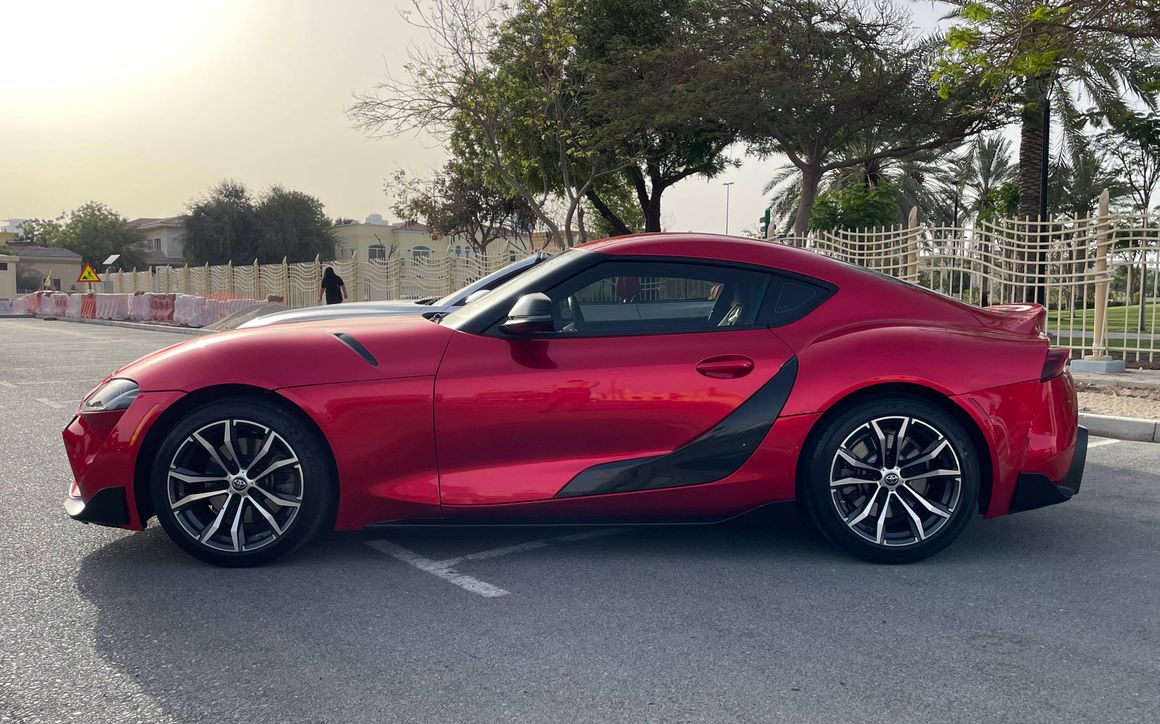 Toyota Supra - image 2