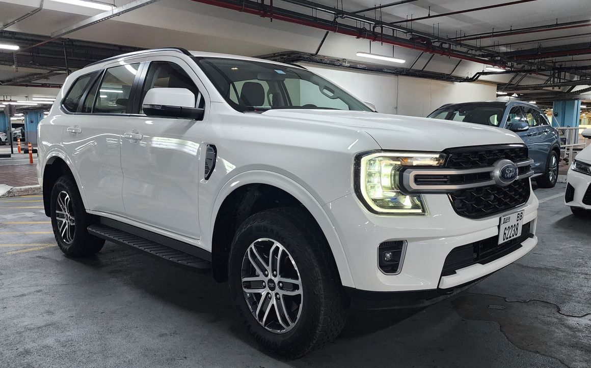 Ford Everest - image 1