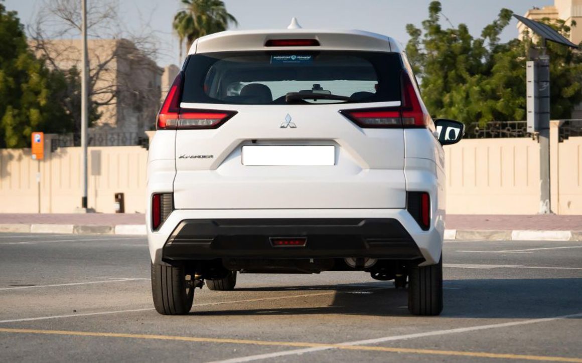 MITSUBISHI XPANDER - image 4