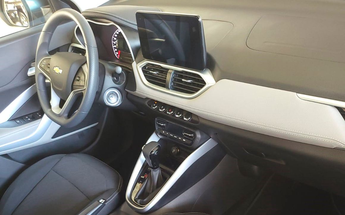 Chevrolet Groove - image 12
