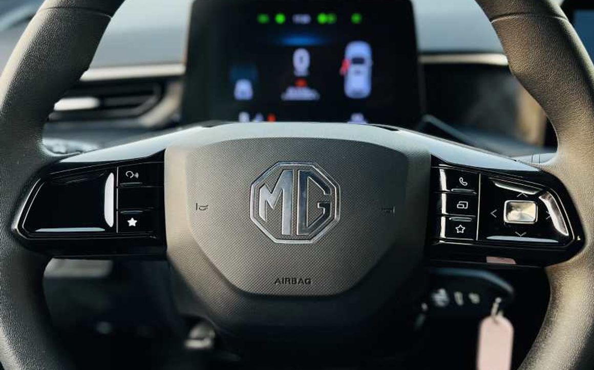 MG 3 Full Option - image 5