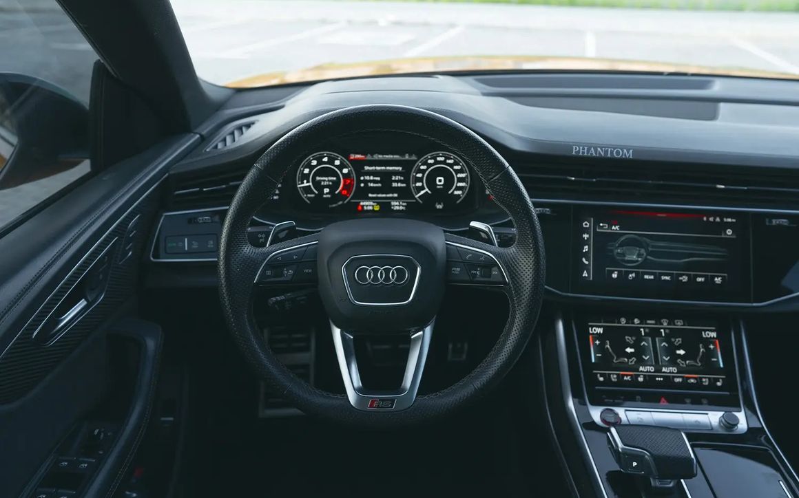 AUDI RS Q8 - image 9