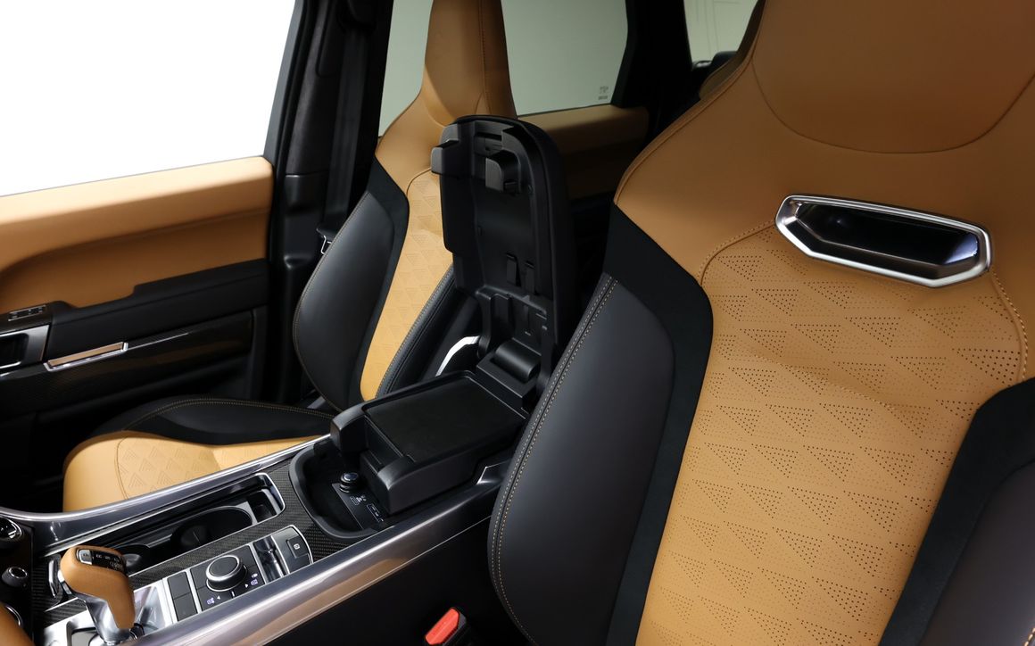 Range Rover SVR - image 10
