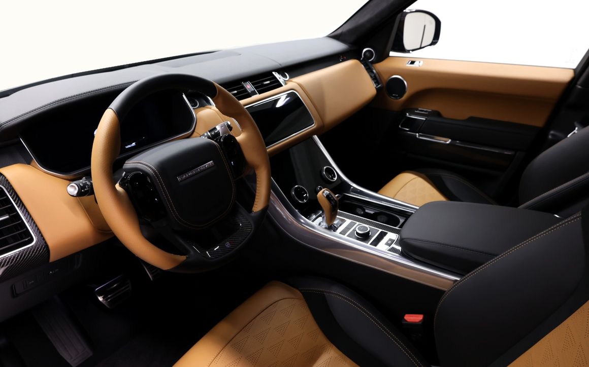 Range Rover SVR - image 6