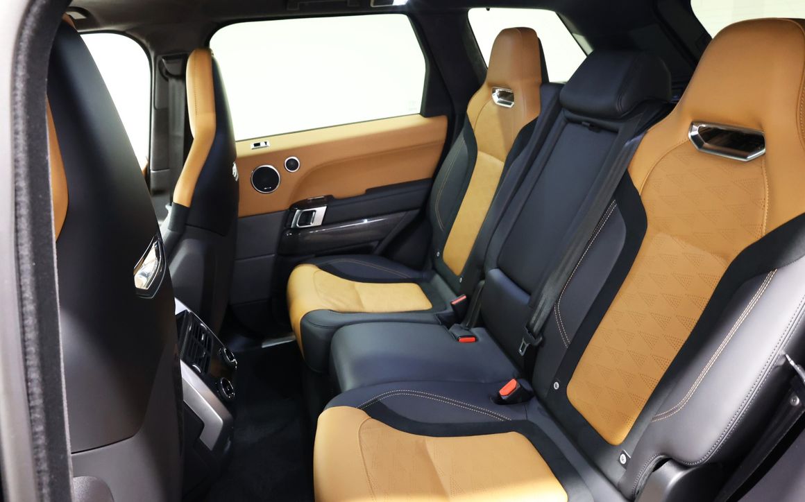Range Rover SVR - image 9