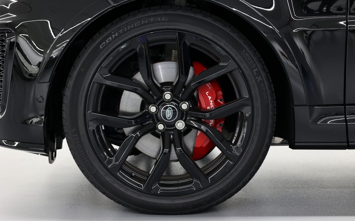 Range Rover SVR - image 5