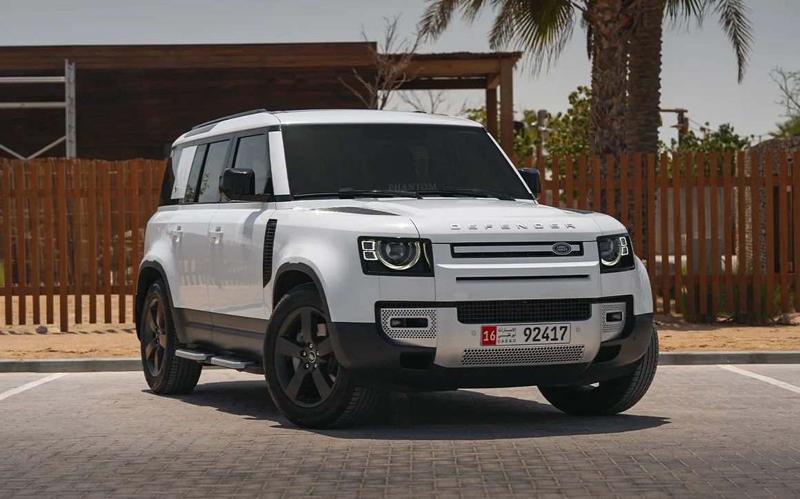 LAND ROVER DEFENDER 110 - image 1