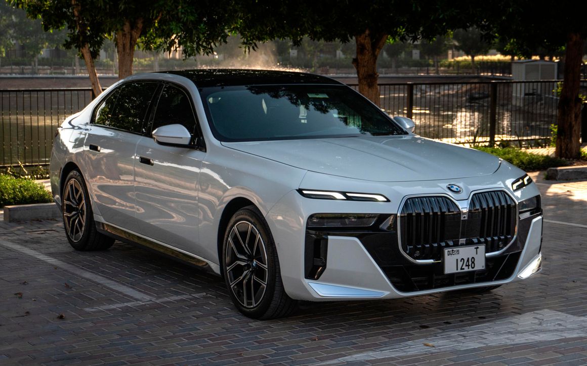 BMW 740I - image 3