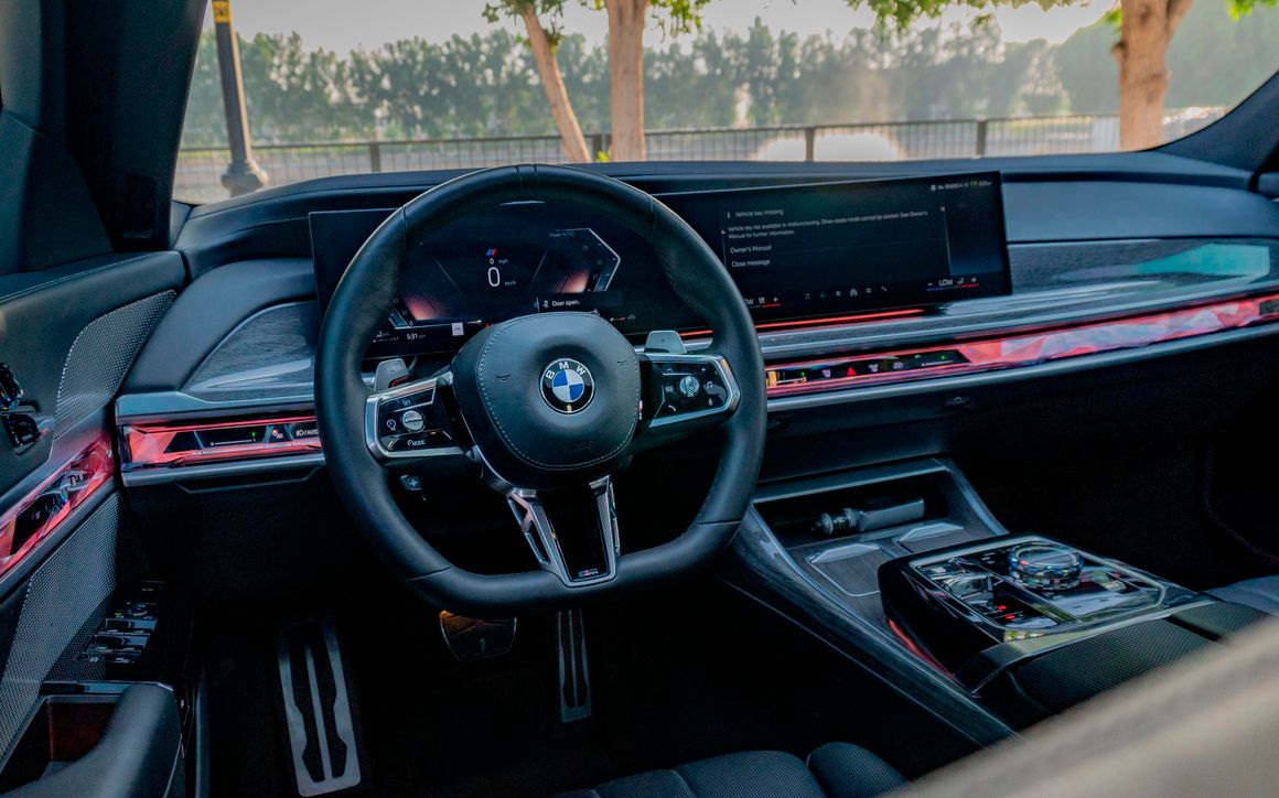 BMW 740I - image 10
