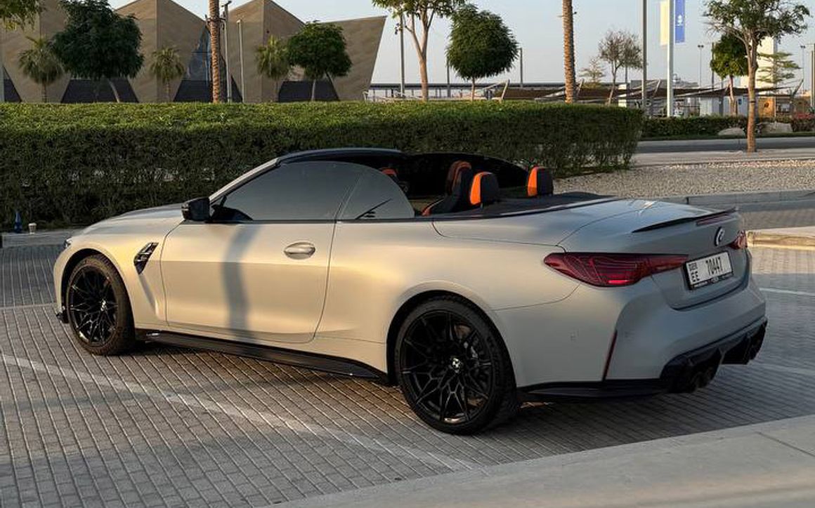 BMW M4 Competition Convertible - image 8