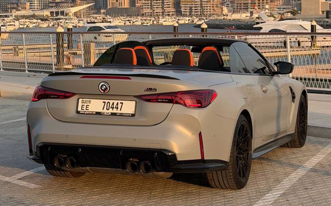 BMW M4 Competition Convertible - image 10
