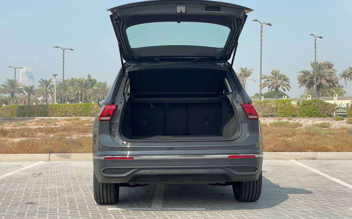 VOLKSWAGEN TIGUAN - image 6