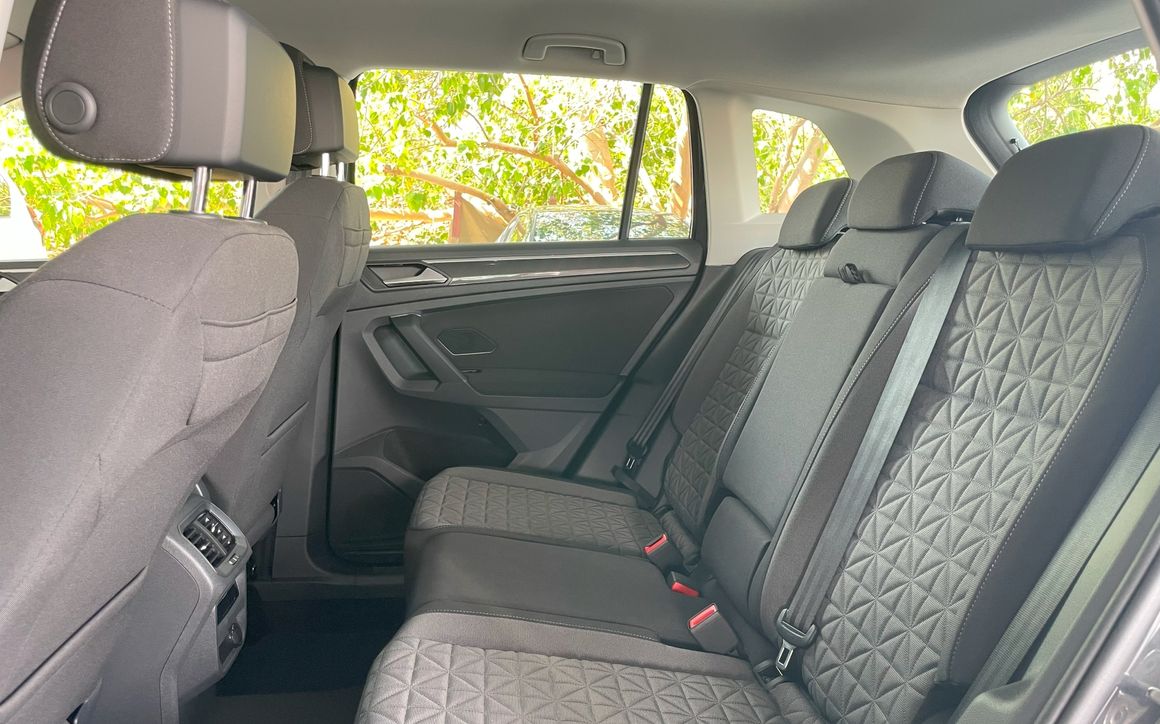 VOLKSWAGEN TIGUAN - image 9