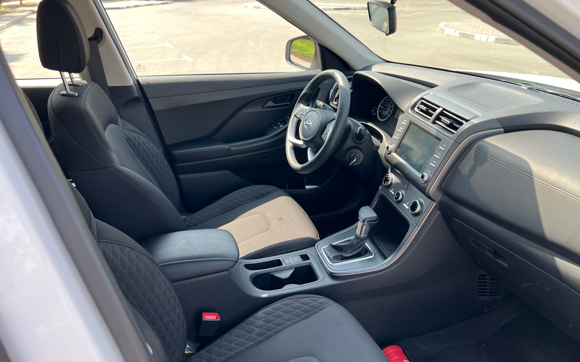 HYUNDAI CRETA - image 6