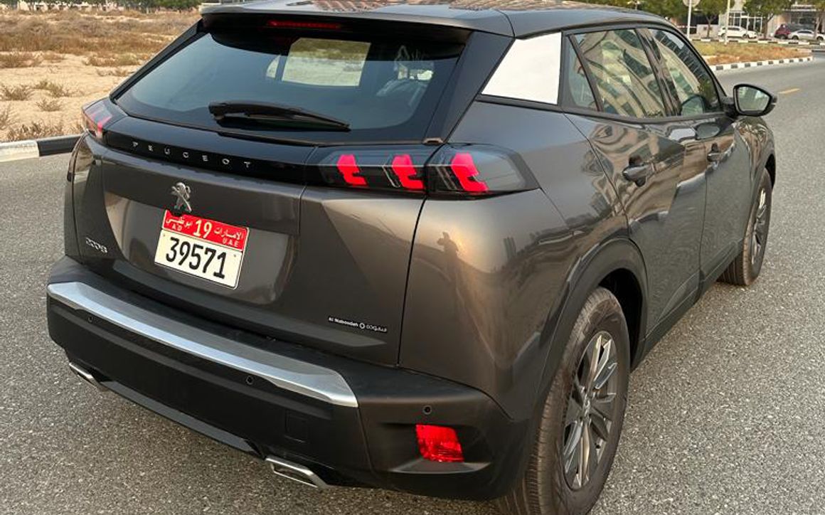 Peugeot 2008 - image 6
