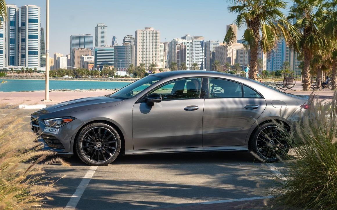 MERCEDES CLA45 AMG - image 2