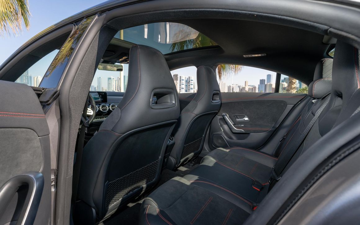 MERCEDES CLA45 AMG - image 18