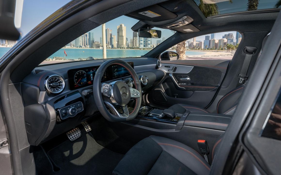 MERCEDES CLA45 AMG - image 15