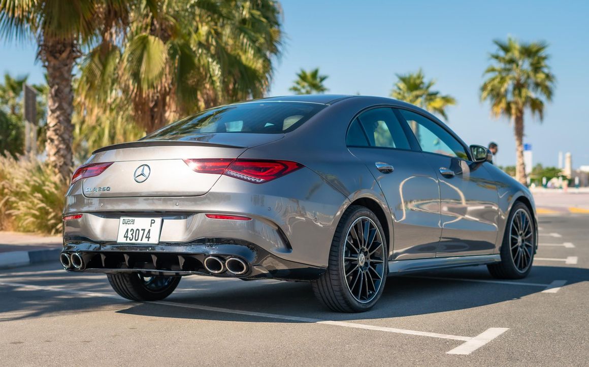 MERCEDES CLA45 AMG - image 10