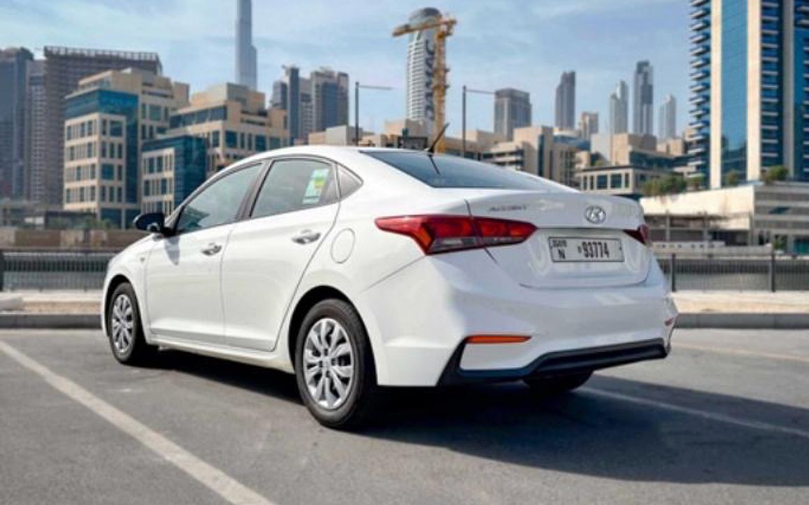 HYUNDAI ACCENT - image 3