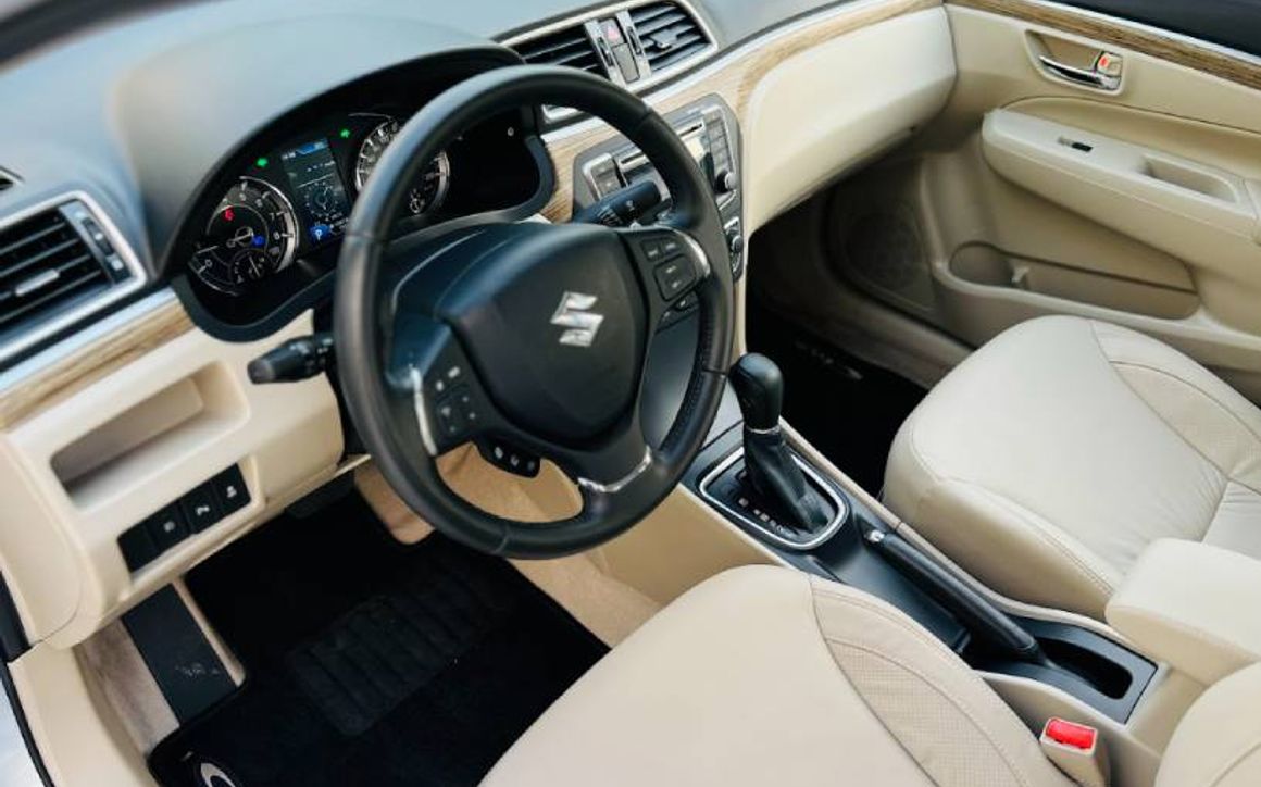 Suzuki Ciaz - image 10