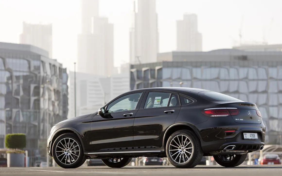 Mercedes Glc200 - image 6