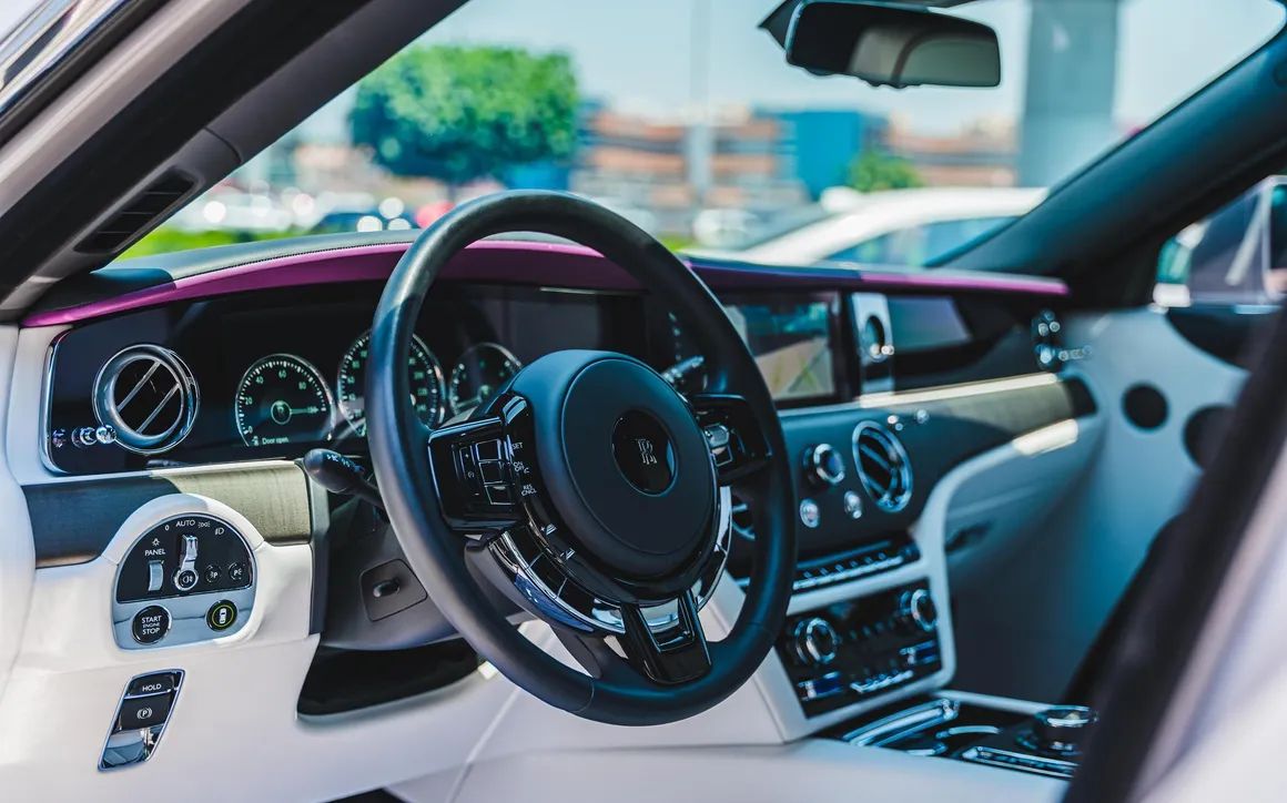 Rolls Royce  GHOST - image 10