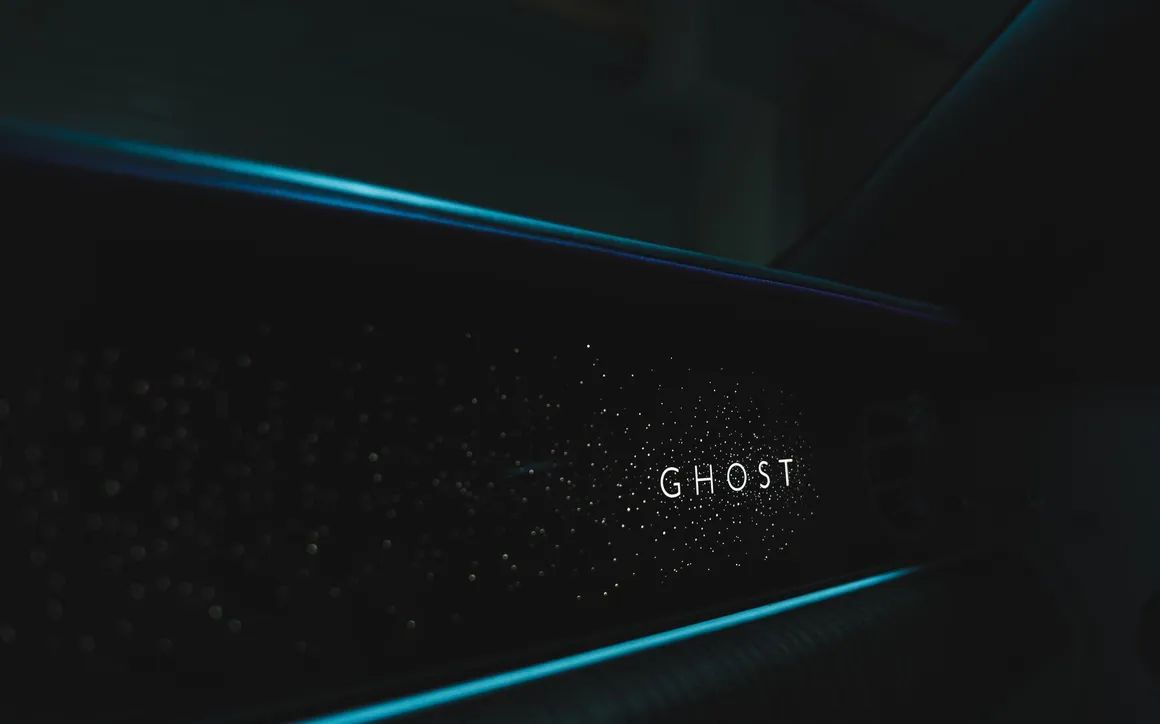 Rolls Royce  GHOST - image 20