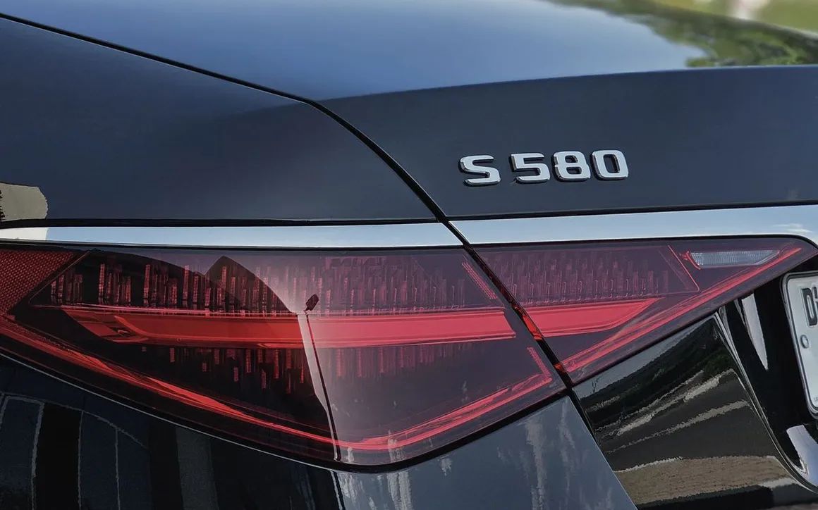 MERCEDES S 580 - image 6
